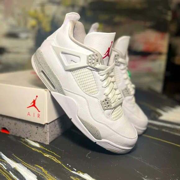 NIKE || AIR JORDAN RETRO 4 || WHITE OREO SZ 12 - Picture 1 of 10